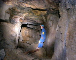 Cracken Edge mines and quarries