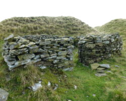 Cracken Edge quarries building ruin