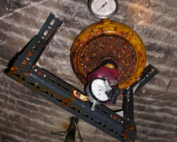 Middleton mine gauges